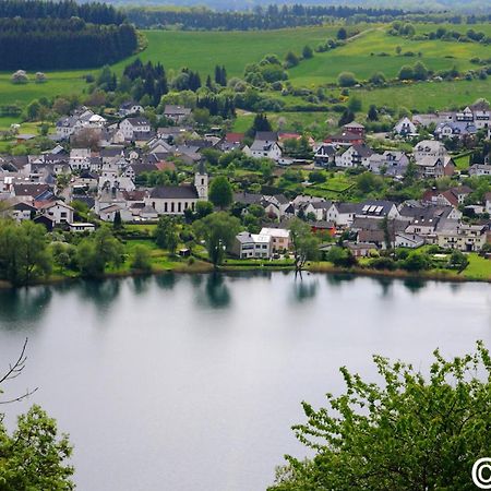 Ferienwohnung Welcome Mit Seeblick Schalkenmehren Exterior foto